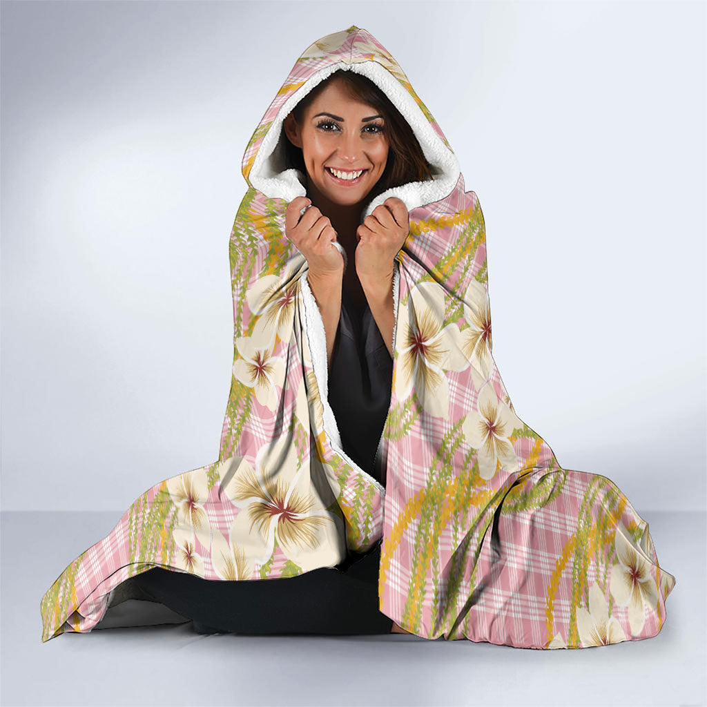 Akala Hamele Palaka Plumeria Hooded Blanket Puakenikeni and Maile Lei LT9 - Polynesian Pride