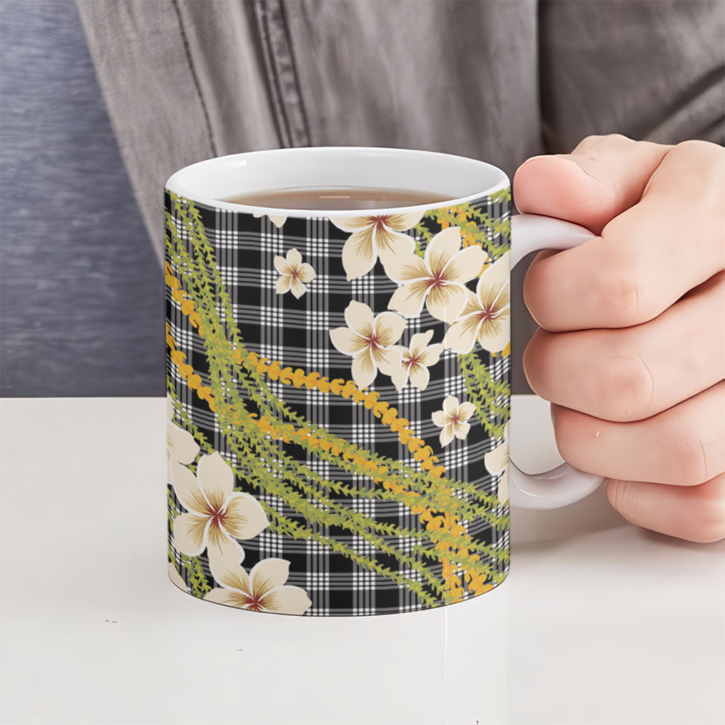 Ele'ele Hawai'i Palaka Plumeria Ceramic Mug Puakenikeni and Maile Lei LT9 - Polynesian Pride