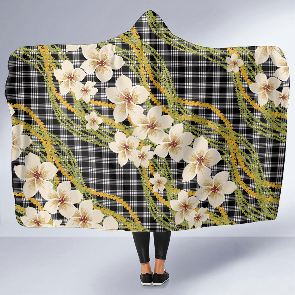 Ele'ele Hawai'i Palaka Plumeria Hooded Blanket Puakenikeni and Maile Lei LT9 One Size Black - Polynesian Pride
