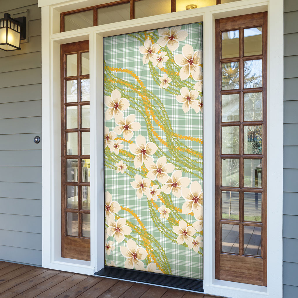 Liko Kukui Hawai'i Palaka Plumeria Door Cover Puakenikeni and Maile Lei LT9 - Polynesian Pride