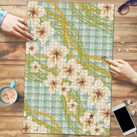 Liko Kukui Hawai'i Palaka Plumeria Puzzle Puakenikeni and Maile Lei LT9 Sage Green - Polynesian Pride