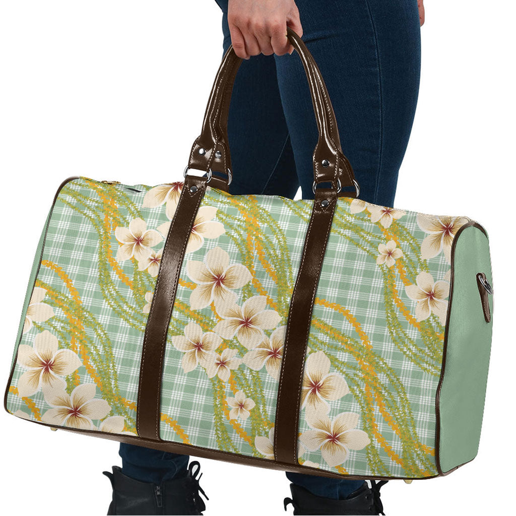 Liko Kukui Hawai'i Palaka Plumeria Travel Bag Puakenikeni and Maile Lei LT9 - Polynesian Pride