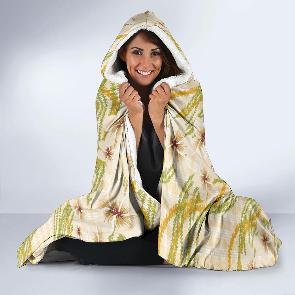 Melemele Ahiahia Hawai'i Palaka Plumeria Hooded Blanket Puakenikeni and Maile Lei LT9 - Polynesian Pride