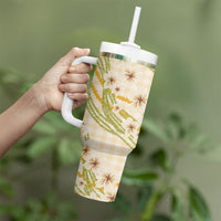 Melemele Ahiahia Hawai'i Palaka Plumeria Tumbler With Handle Puakenikeni and Maile Lei LT9 - Polynesian Pride