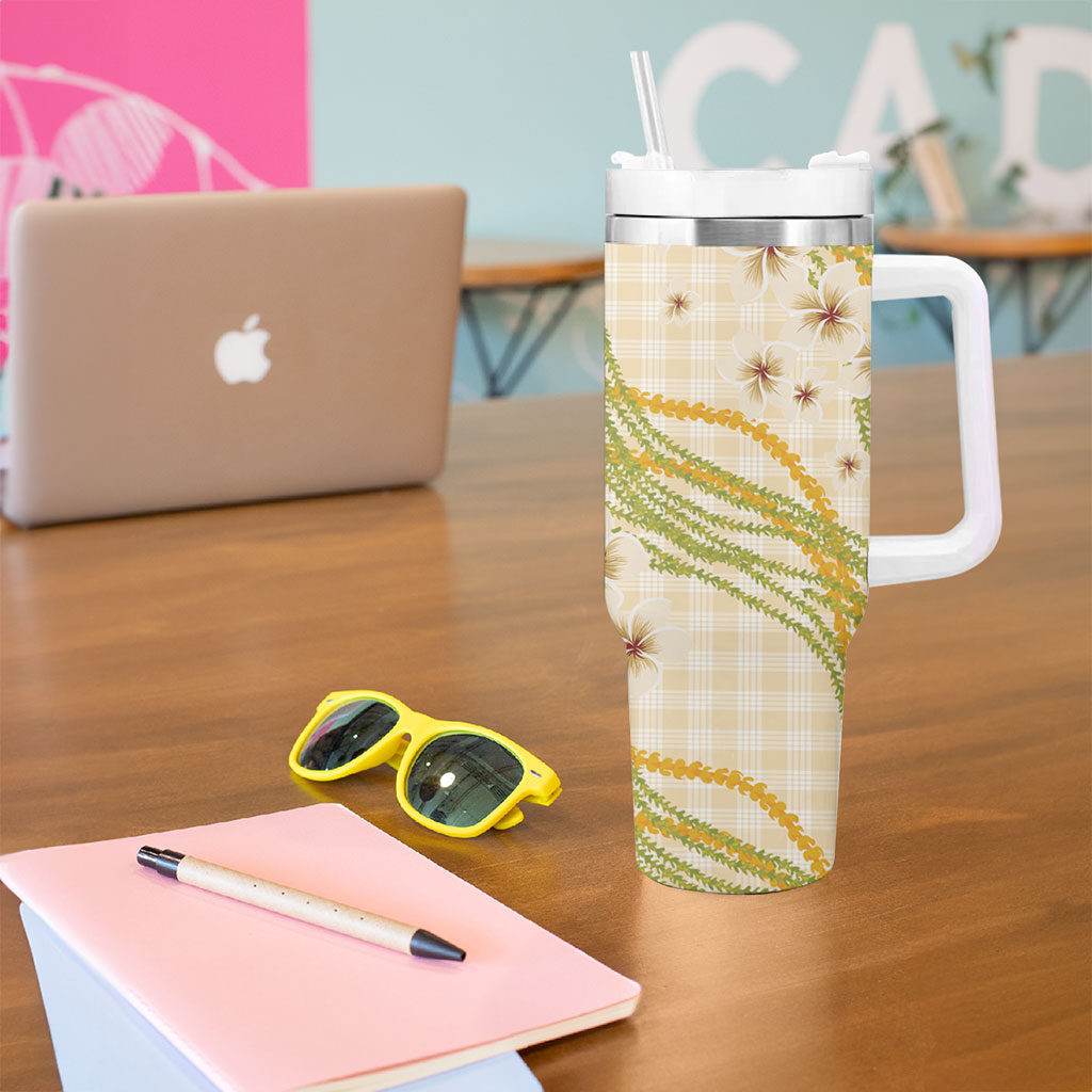 Melemele Ahiahia Hawai'i Palaka Plumeria Tumbler With Handle Puakenikeni and Maile Lei LT9 - Polynesian Pride