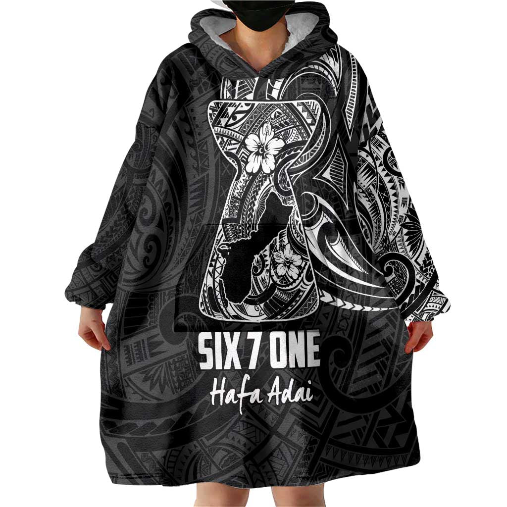 Black Guam Latte Stone Tribal Tattoo Wearable Blanket Hoodie Hafa Adai Six 7 One LT9 - Polynesian Pride
