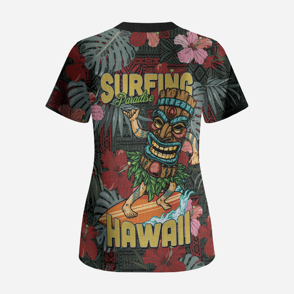 Hawaii Tiki Surfing Scrub Top Mele Kalikimaka i Iulai!