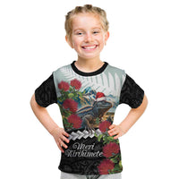 Meri Kirihimete Tuatara Kid T Shirt New Zealand Fern with Puhutukawa Flowers LT9 Green - Polynesian Pride