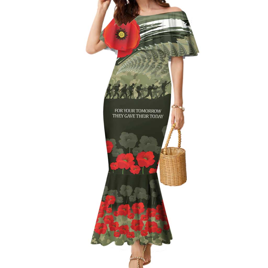 ANZAC Day We Remember Family Matching Mermaid Dress and Hawaiian Shirt Maori Silver Fern Camouflage Motif LT9 Mom's Dress Green - Polynesian Pride