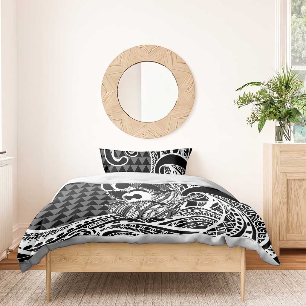 Koa Ikaika Warrior Helmet with Shark Bedding Set Black Kakau Style