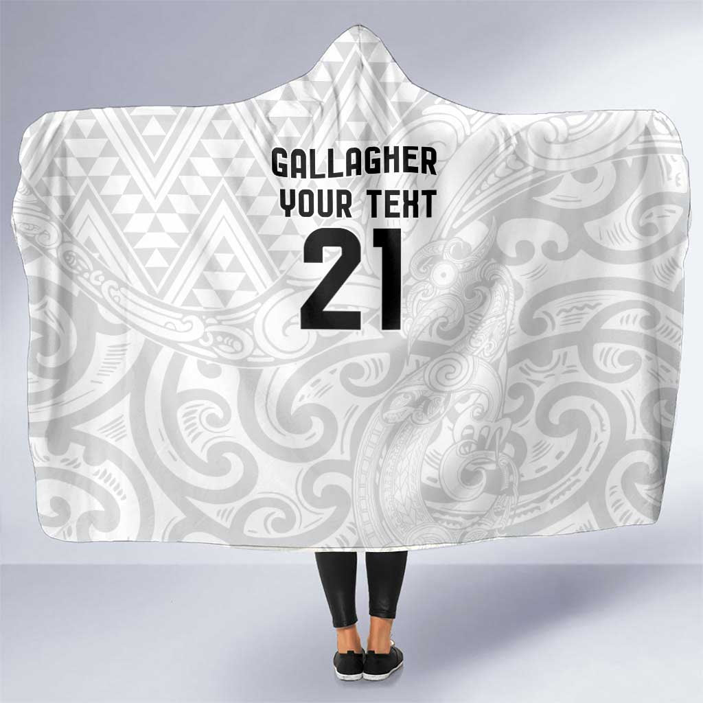 New Zealand Rangatira Custom Hooded Blanket All White Niho Taniwha Maori Tribal LT9 One Size White - Polynesian Pride