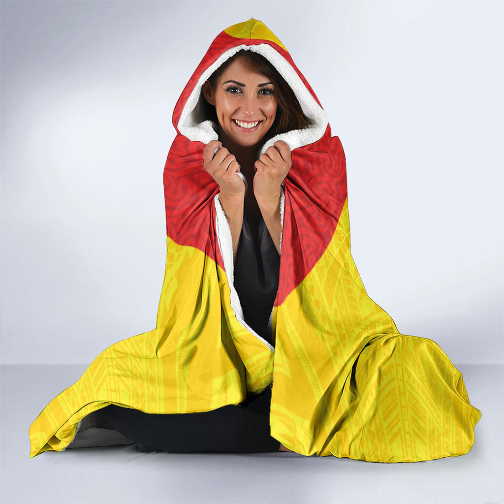 Personalised Papua New Guinea Oro Necklace Hooded Blanket Gold Melanesia Traditional Pattern LT9 - Polynesian Pride