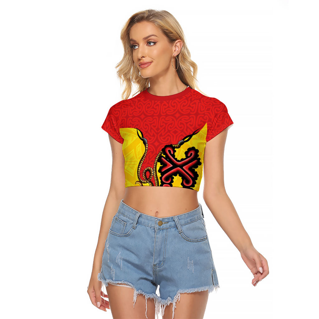Personalised Papua New Guinea Oro Necklace Raglan Cropped T Shirt Gold Melanesia Traditional Pattern LT9 Female Gold - Polynesian Pride