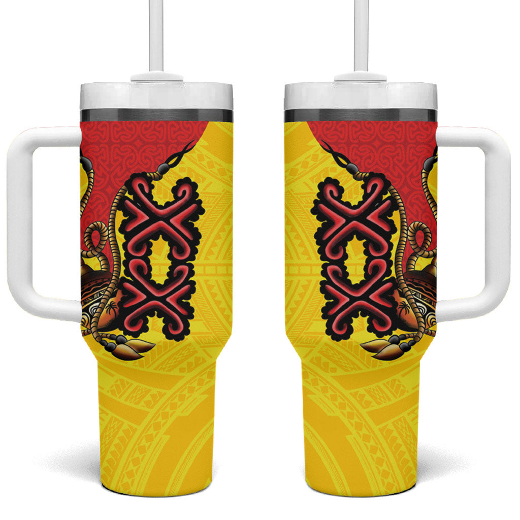 Personalised Papua New Guinea Oro Necklace Tumbler With Handle Gold Melanesia Traditional Pattern LT9 One Size: 40 oz Gold - Polynesian Pride