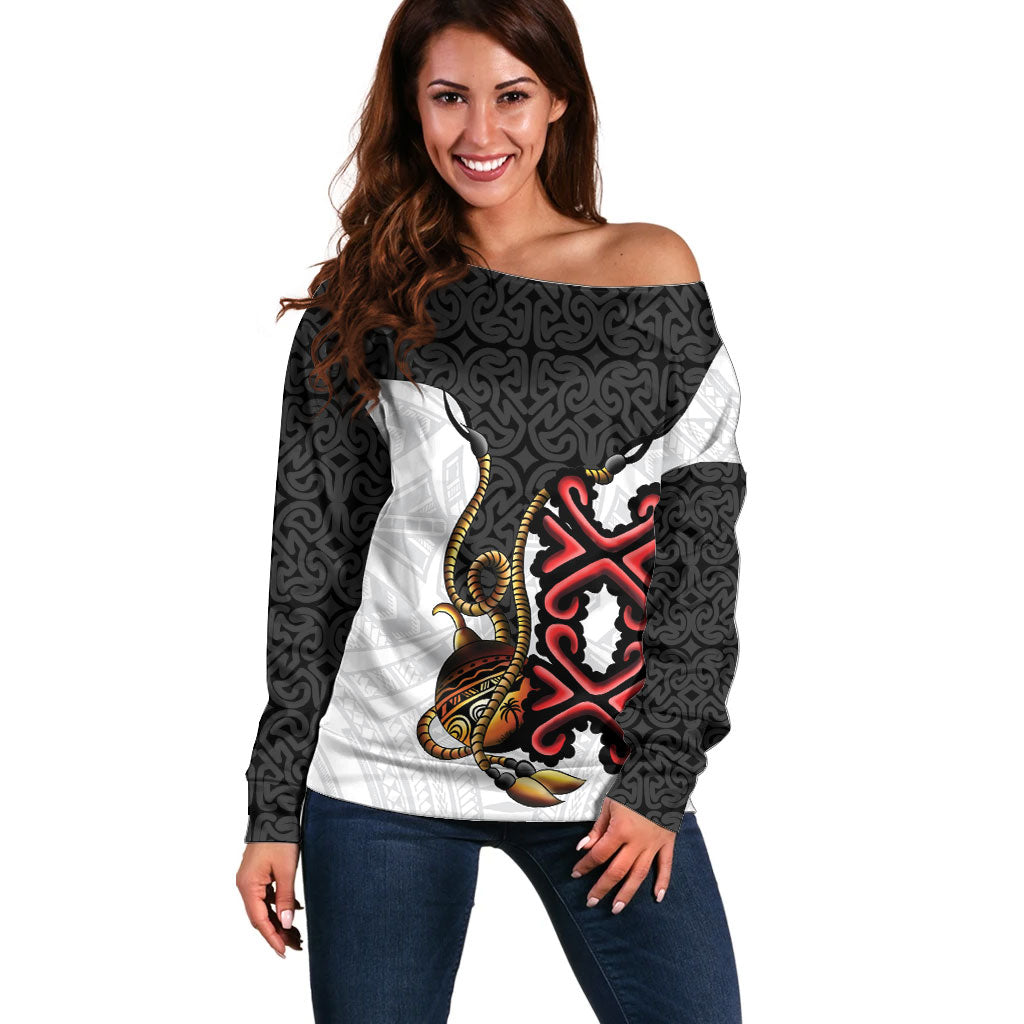 Personalised Papua New Guinea Oro Necklace Off Shoulder Sweater Black Melanesia Traditional Pattern LT9 Women Black - Polynesian Pride