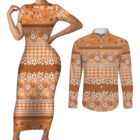 Hawaiian Hibiscus Honu Couples Matching Short Sleeve Bodycon Dress and Long Sleeve Button Shirt Gold Mele Kalikimaka Palaka Spirit LT9 Gold - Polynesian Pride