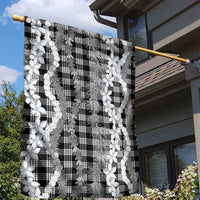 Hawaiian Ohia Lehua Lei Garden Flag Plaid Palaka Eleele Pattern - Polynesian Pride
