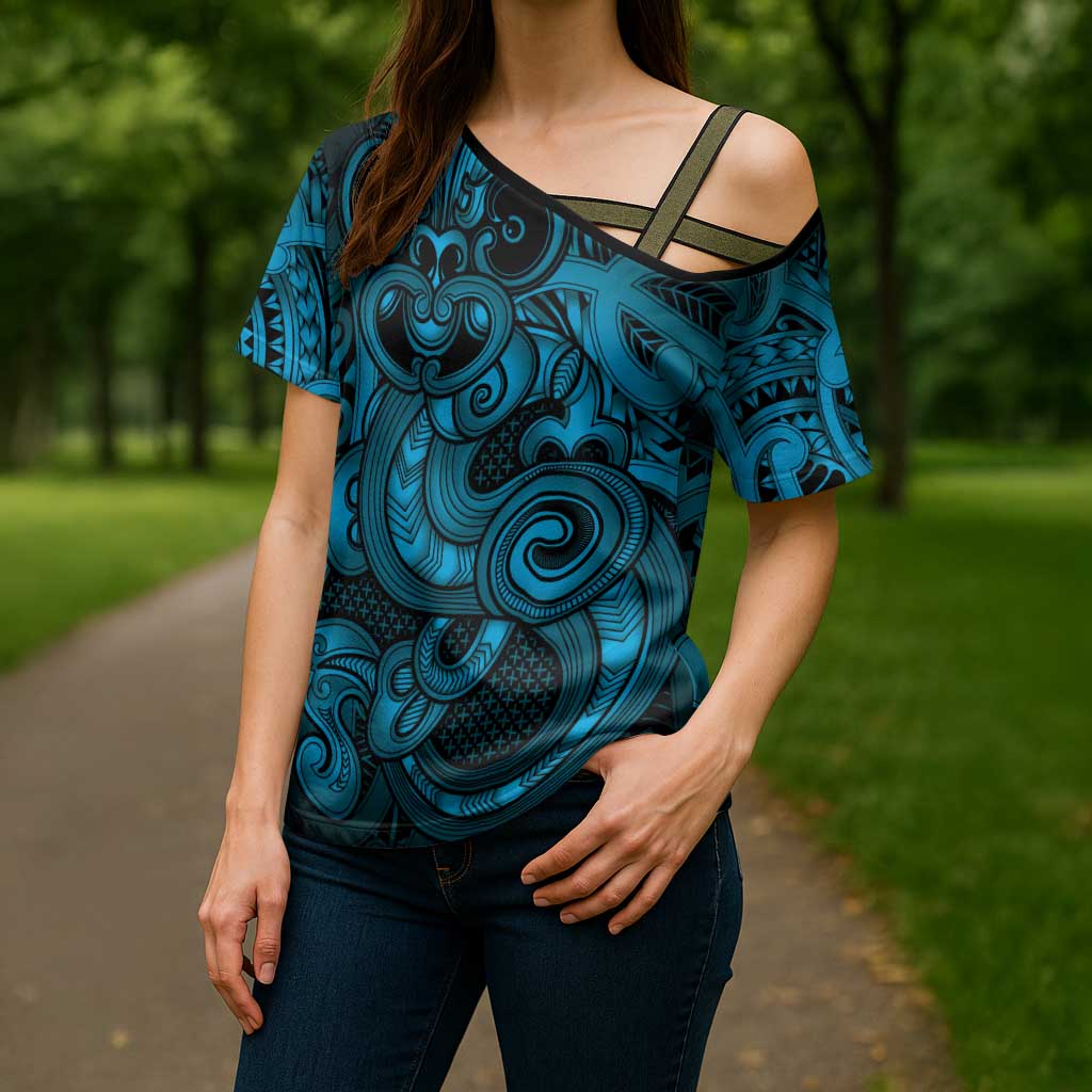Aotearoa Maori Hei Tiki Cross Shoulder Shirt Kikorangi Kowhaiwhai Puhoro Motif LT9 - Polynesian Pride