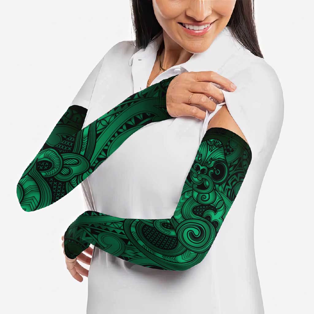 Aotearoa Maori Hei Tiki Arm Sleeves Kakariki Kowhaiwhai Puhoro Motif LT9 - Polynesian Pride