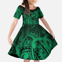 Aotearoa Maori Hei Tiki Family Matching Summer Maxi Dress and Hawaiian Shirt Kakariki Kowhaiwhai Puhoro Motif LT9 Daughter's Dress Green - Polynesian Pride
