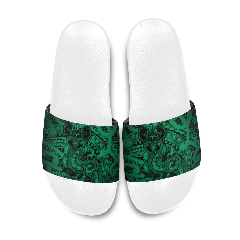 Aotearoa Maori Hei Tiki Slide Sandals Kakariki Kowhaiwhai Puhoro Motif LT9 Green - Polynesian Pride