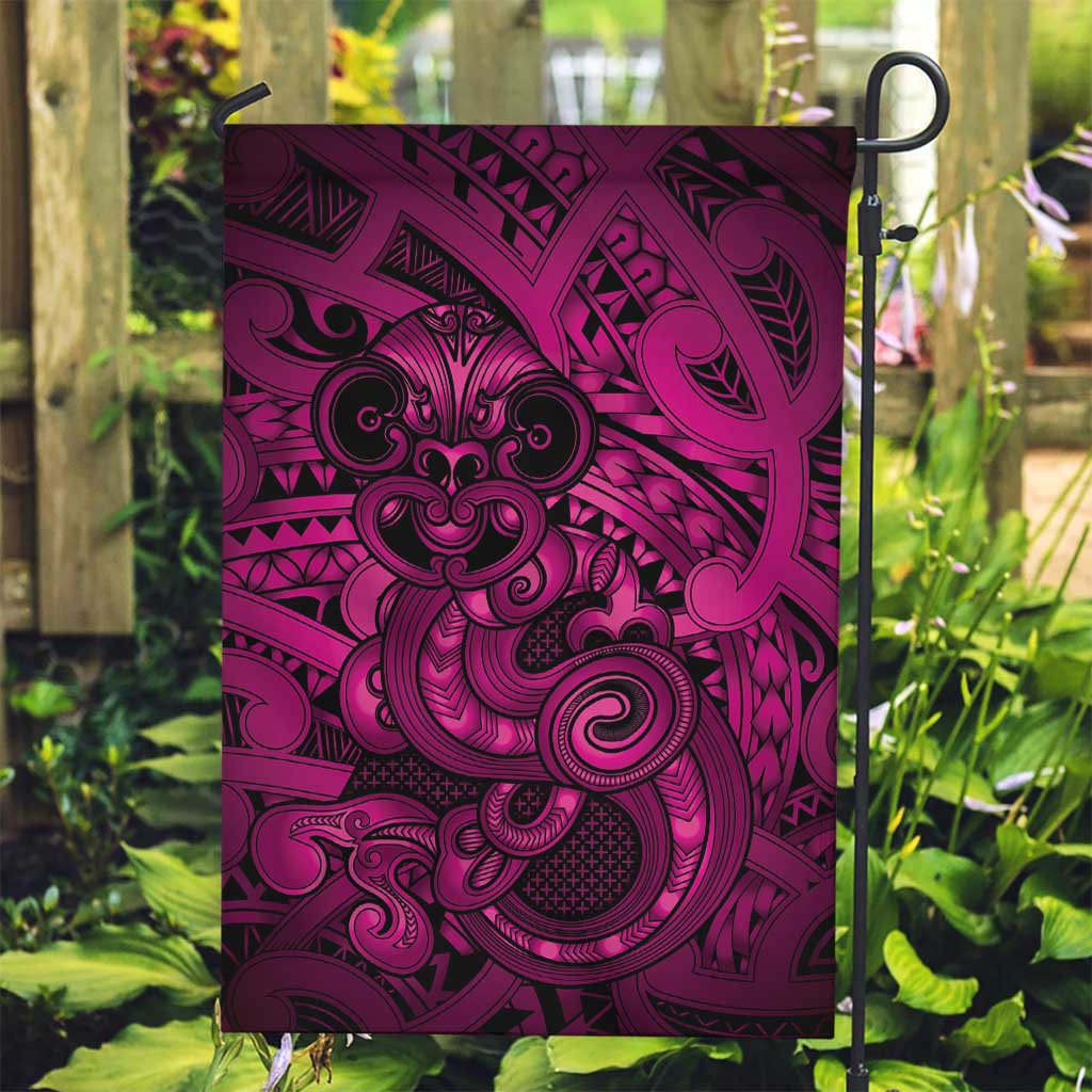 Aotearoa Maori Hei Tiki Garden Flag Mawhero Kowhaiwhai Puhoro Motif