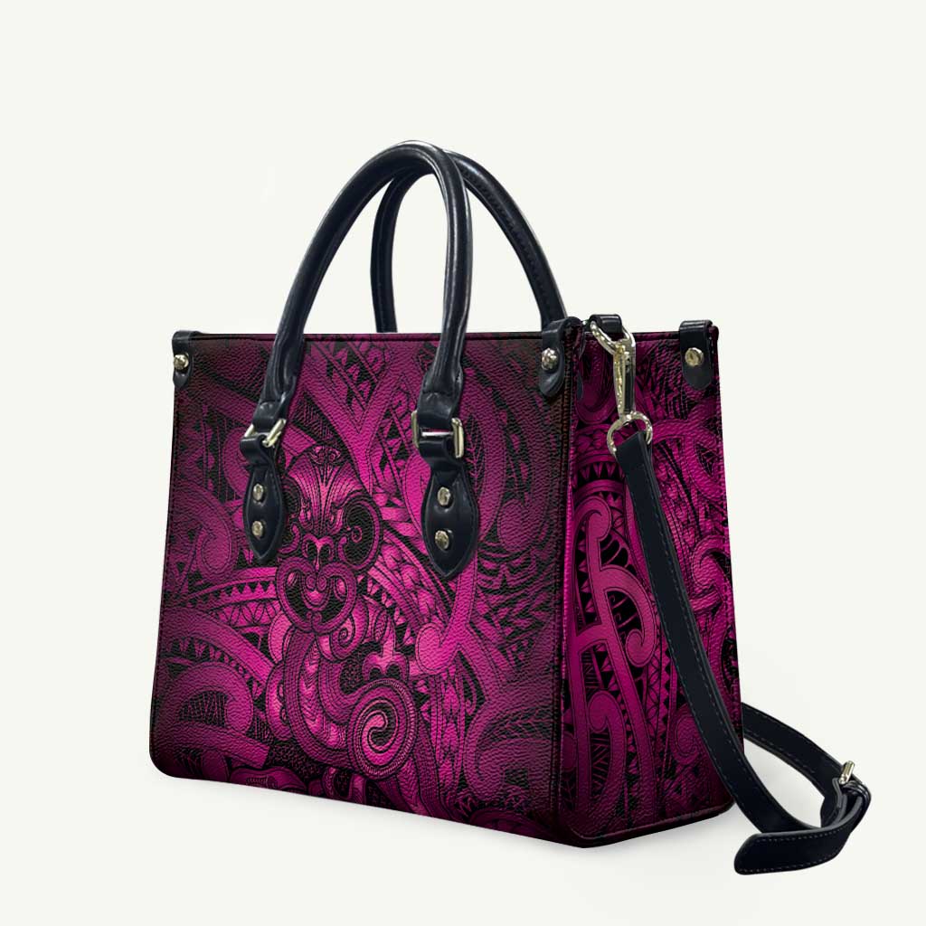 Aotearoa Maori Hei Tiki Leather Bag Mawhero Kowhaiwhai Puhoro Motif
