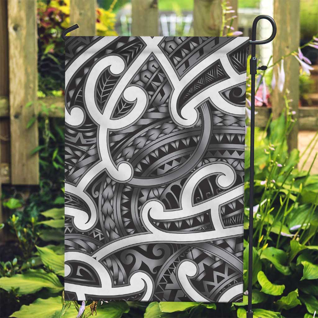 Aotearoa Maori Kowhaiwhai Garden Flag Kiwikiwi Puhoro and Patiki