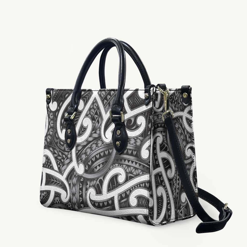 Aotearoa Maori Kowhaiwhai Leather Bag Kiwikiwi Puhoro and Patiki LT9 Grey - Polynesian Pride