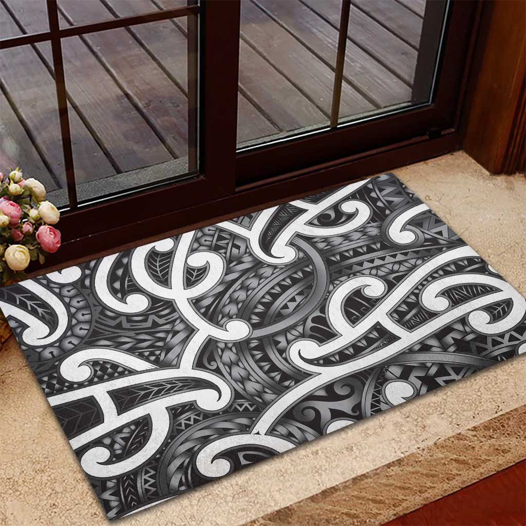 Aotearoa Maori Kowhaiwhai Rubber Doormat Kiwikiwi Puhoro and Patiki