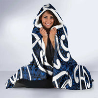 Aotearoa Maori Kowhaiwhai Hooded Blanket Kikorangi Puhoro and Patiki