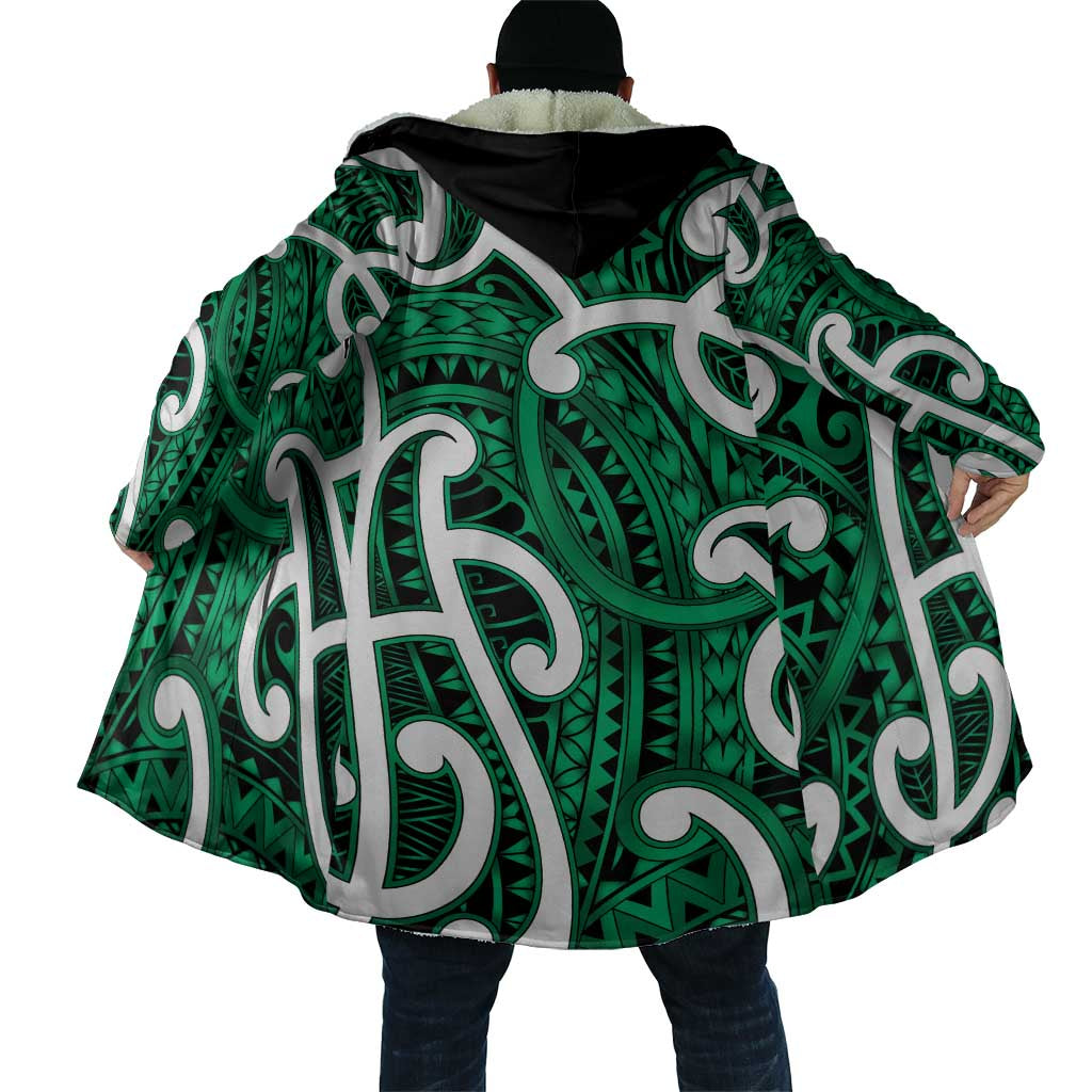 Aotearoa Maori Kowhaiwhai Cloak Kakariki Puhoro and Patiki