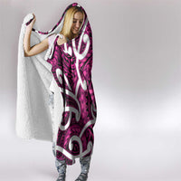 Aotearoa Maori Kowhaiwhai Hooded Blanket Mawhero Puhoro and Patiki