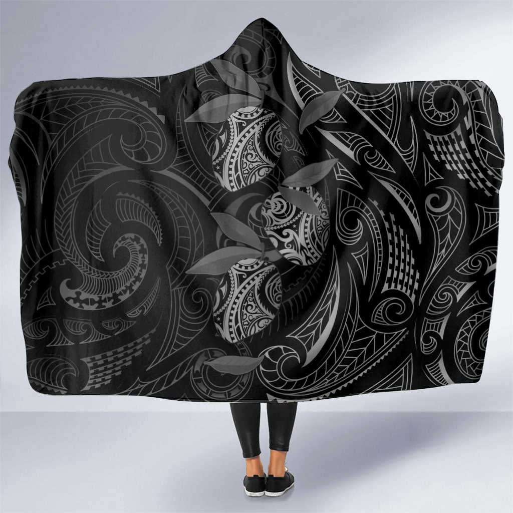 Hawaiian Mango Tribal Tattoo Hooded Blanket Black White Pacific Traditional Pattern LT9 One Size Black - Polynesian Pride