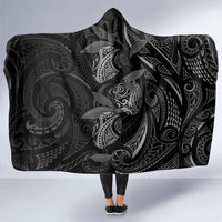 Hawaiian Mango Tribal Tattoo Hooded Blanket Black White Pacific Traditional Pattern LT9 One Size Black - Polynesian Pride