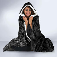 Hawaiian Mango Tribal Tattoo Hooded Blanket Black White Pacific Traditional Pattern LT9 - Polynesian Pride