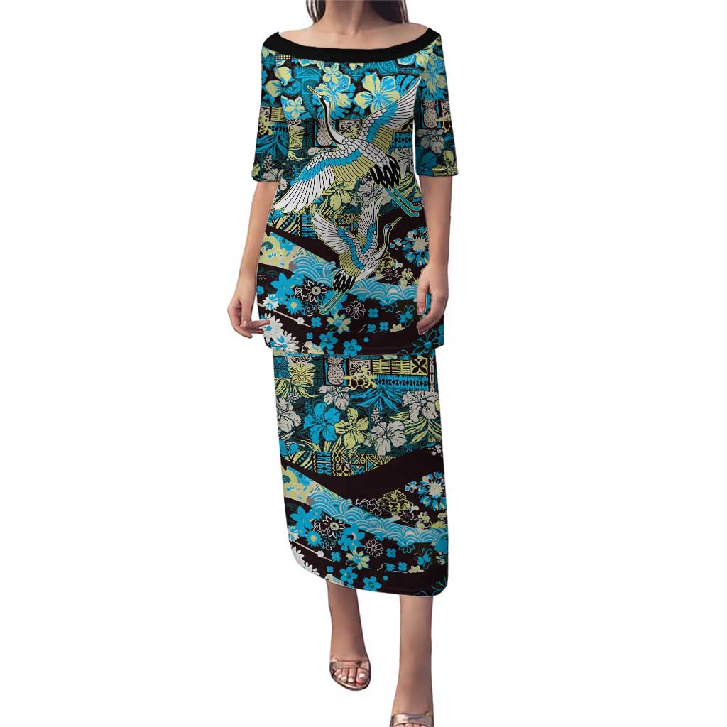 Japanese Hawaiian Crane Puletasi Blue Tapa Patchwork Pattern