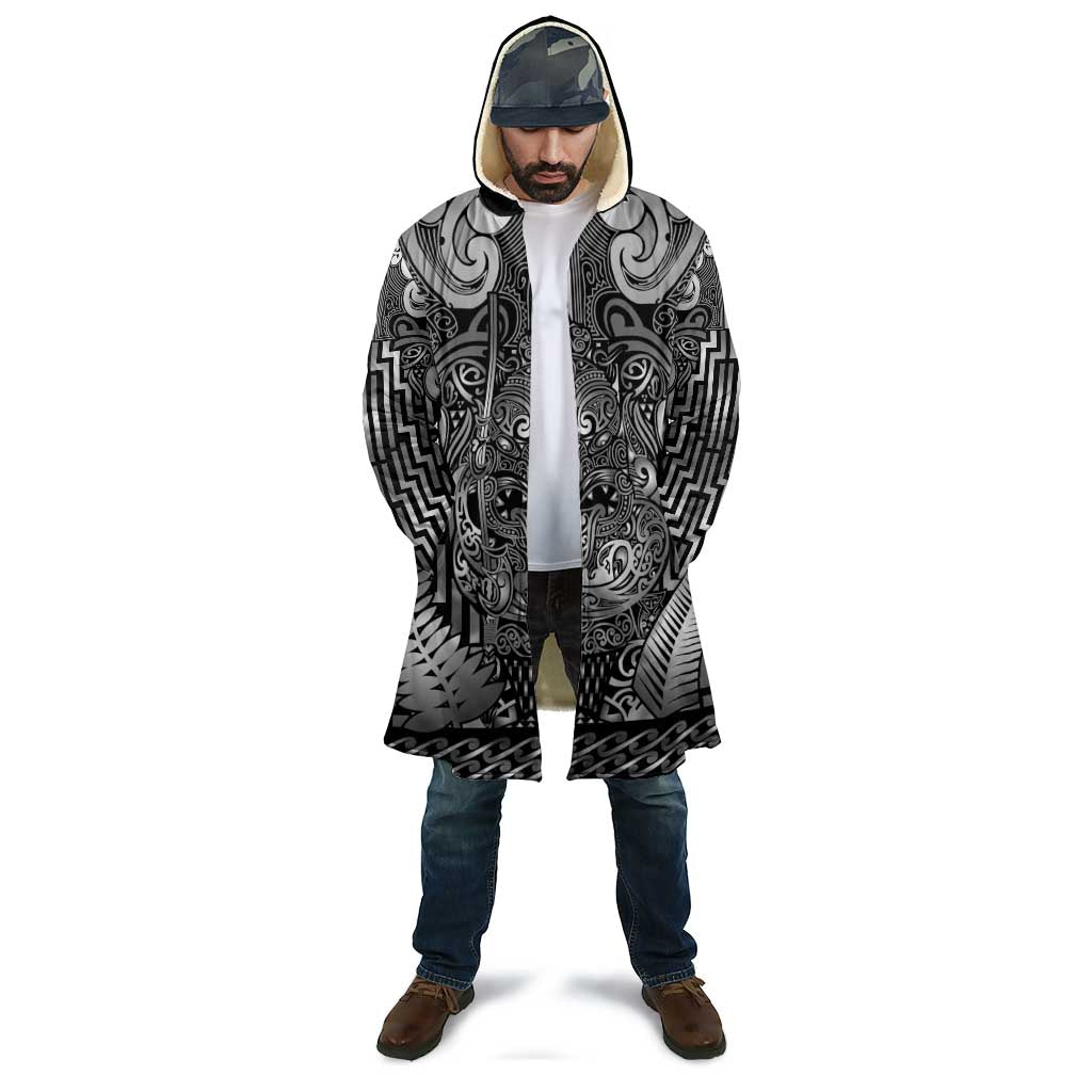 Custom New Zealand Taiaha Maori Cloak Kiwikiwi Minimalist Silver Fern Tukutuku Motif LT9 - Polynesian Pride