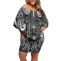 Custom New Zealand Taiaha Maori Family Matching Off Shoulder Short Dress and Hawaiian Shirt Kiwikiwi Minimalist Silver Fern Tukutuku Motif LT9 Mom's Dress White - Polynesian Pride
