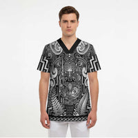 Custom New Zealand Taiaha Maori Scrub Top Kiwikiwi Minimalist Silver Fern Tukutuku Motif LT9 - Polynesian Pride