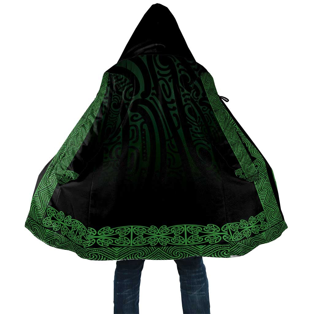 New Zealand Maori Kowhaiwhai Cloak Kakariki Maui and Mangopare LT9 Unisex Green - Polynesian Pride