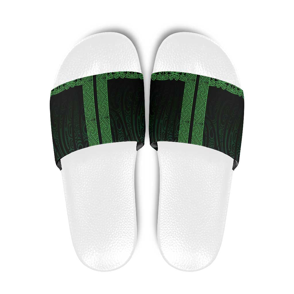New Zealand Maori Kowhaiwhai Slide Sandals Kakariki Maui and Mangopare LT9 Green - Polynesian Pride