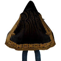 New Zealand Maori Kowhaiwhai Cloak Karaka Maui and Mangopare LT9 Unisex Gold - Polynesian Pride
