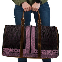 New Zealand Maori Kowhaiwhai Travel Bag Mawhero Maui and Mangopare LT9 Pink - Polynesian Pride