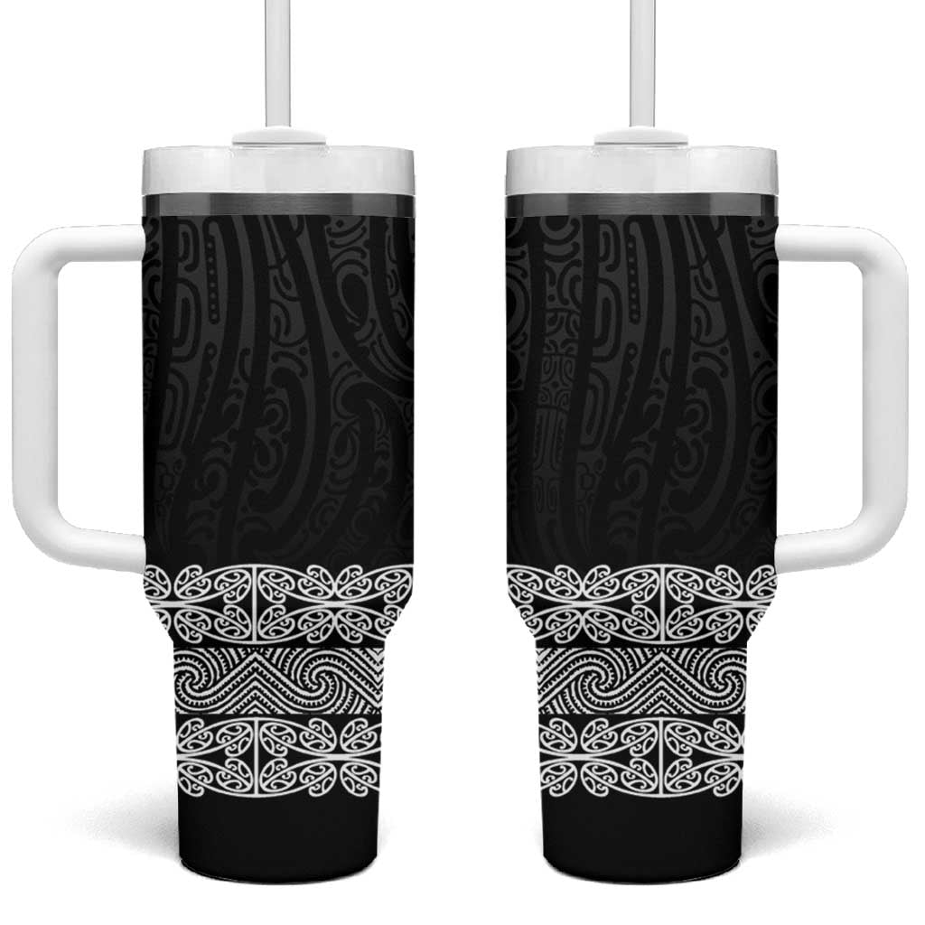 New Zealand Maori Kowhaiwhai Tumbler With Handle Pango Maui and Mangopare LT9 One Size: 40 oz Black - Polynesian Pride