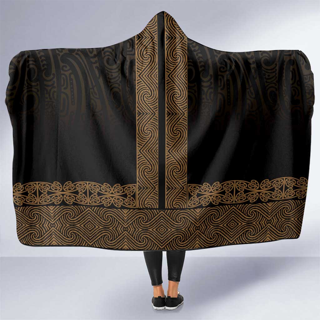 New Zealand Maori Kowhaiwhai Hooded Blanket Parauri Maui and Mangopare LT9 One Size Brown - Polynesian Pride