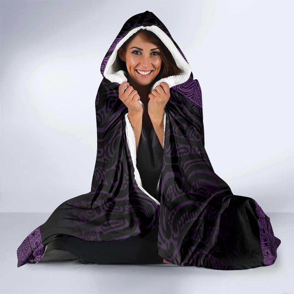 New Zealand Maori Kowhaiwhai Hooded Blanket Waiporoporo Maui and Mangopare LT9 - Polynesian Pride