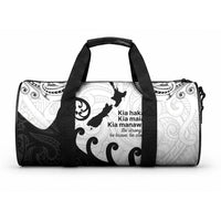 Kia Haka Maori language Duffle Bag Te Reo Maori Inspired Art LT9 One size white - Polynesian Pride