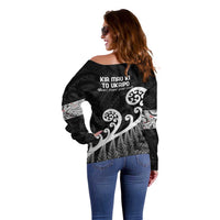 Kia Mau Ki To Ukaipo Off Shoulder Sweater Te Reo Maori Koru Fern Art LT9 - Polynesian Pride