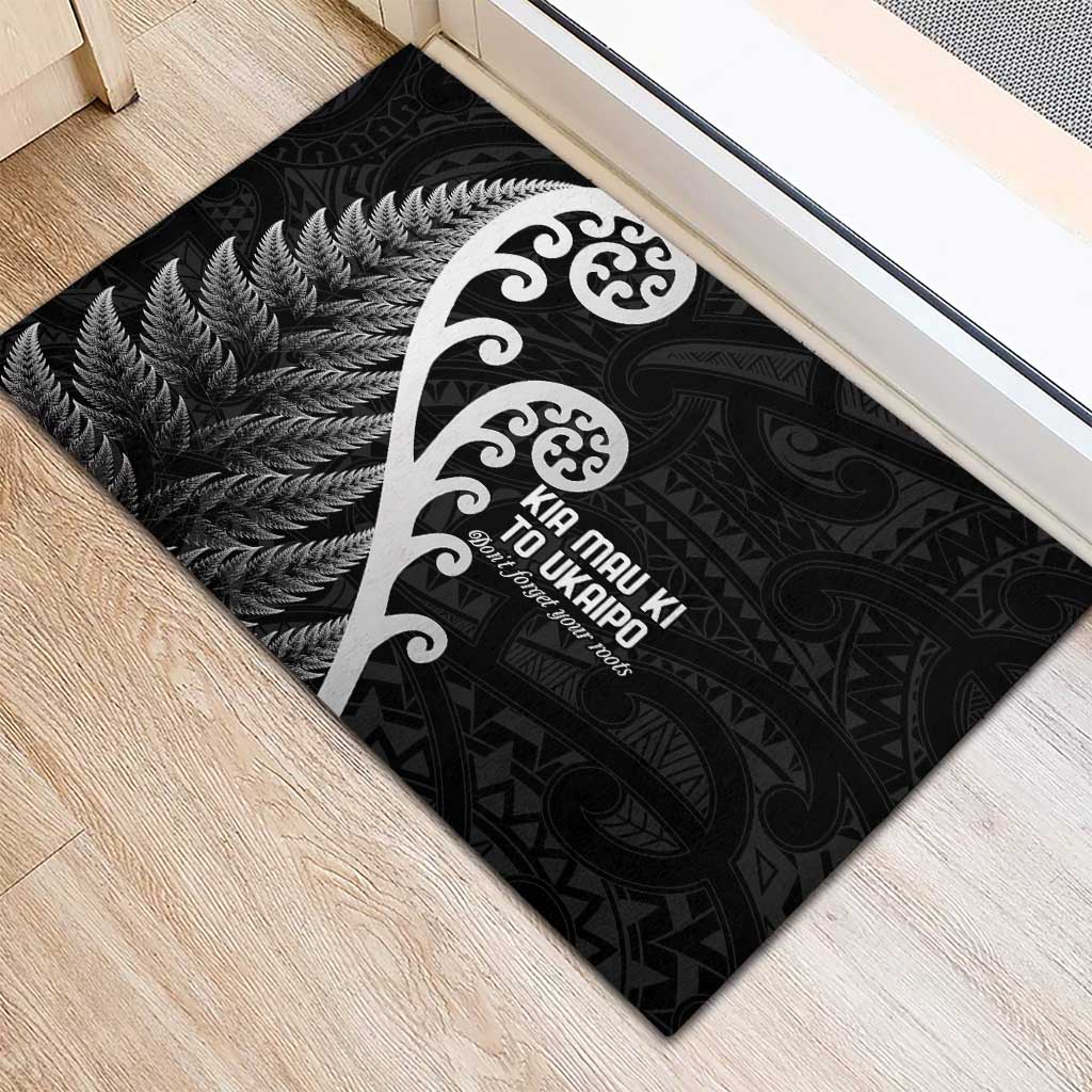 Kia Mau Ki To Ukaipo Rubber Doormat Te Reo Maori Koru Fern Art LT9 - Polynesian Pride
